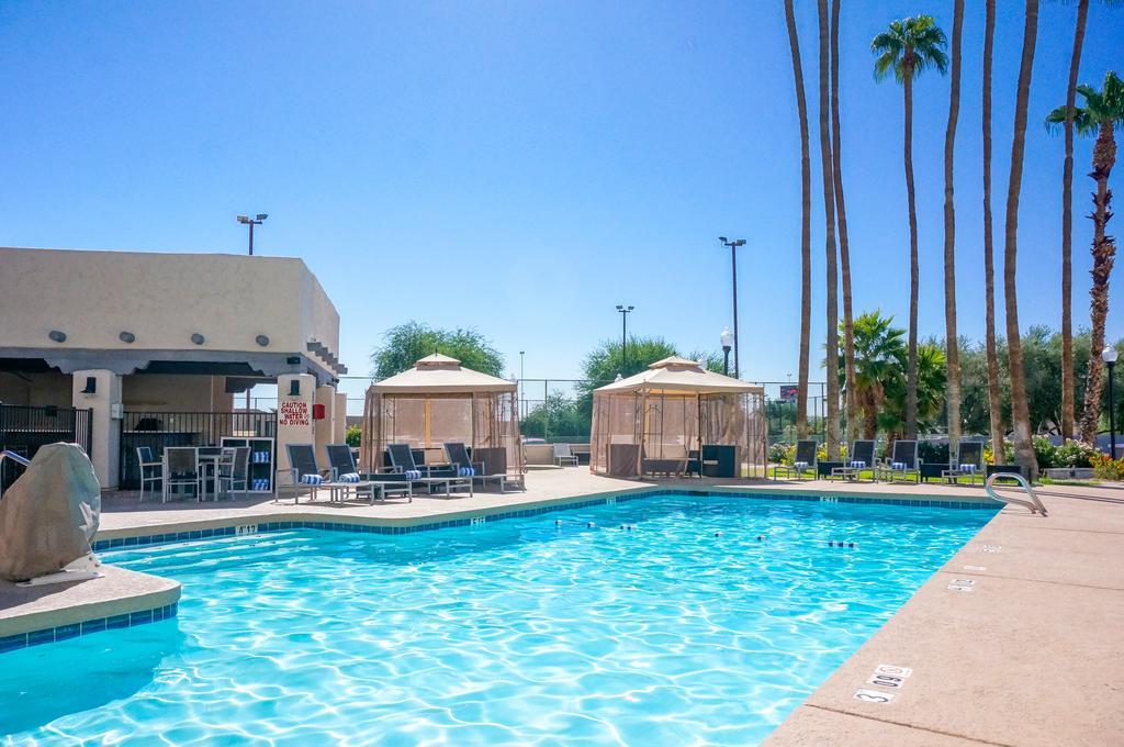 Four Points By Sheraton Phoenix South Mountain Esterno foto