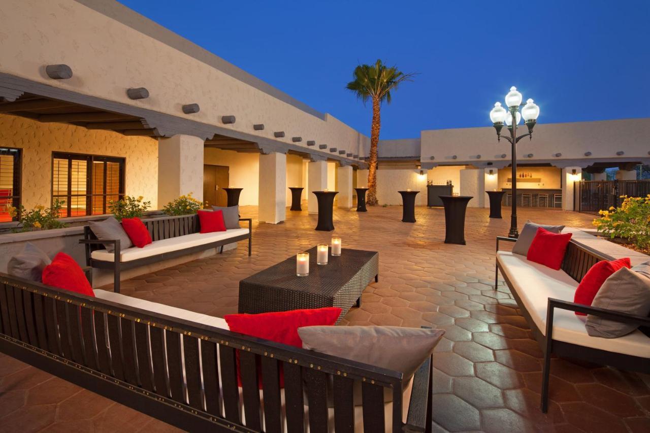 Four Points By Sheraton Phoenix South Mountain Esterno foto