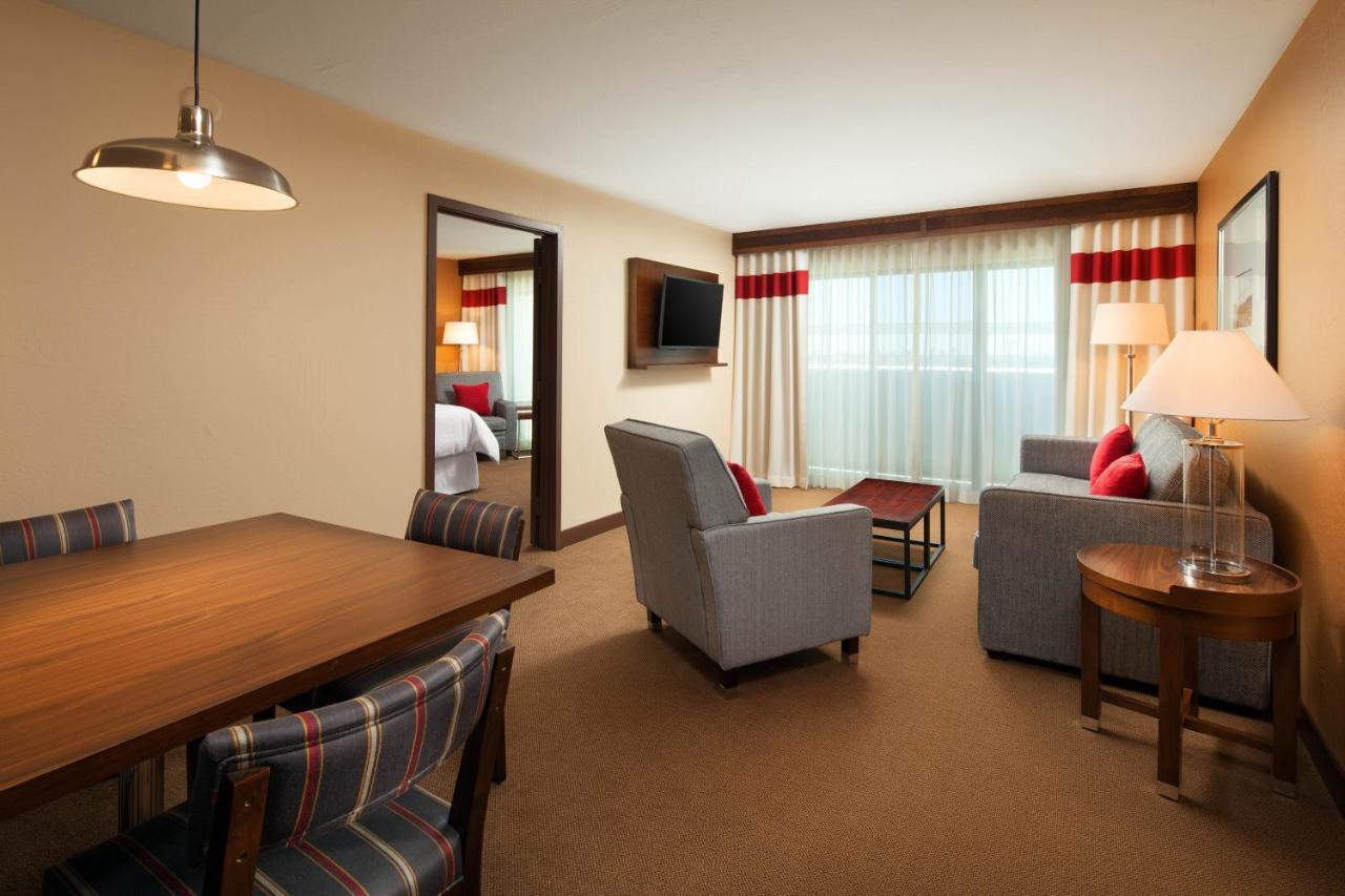 Four Points By Sheraton Phoenix South Mountain Esterno foto